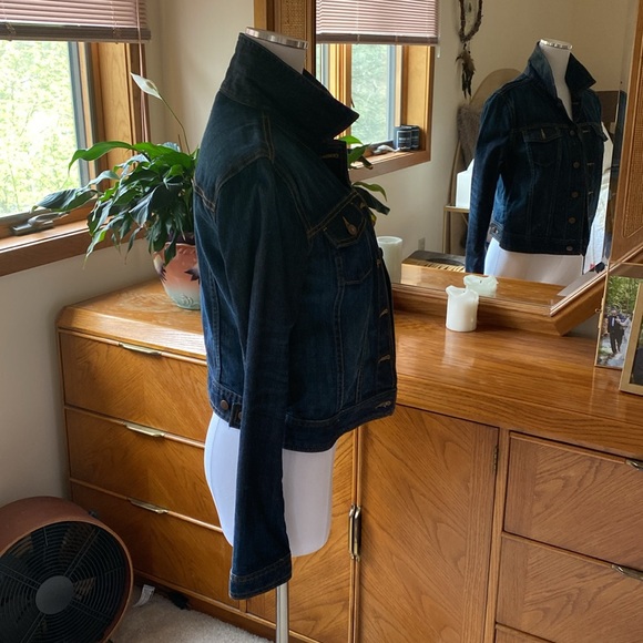 Gap 1969 classic dark denim jacket size small cotton/spandex - Picture 2 of 4